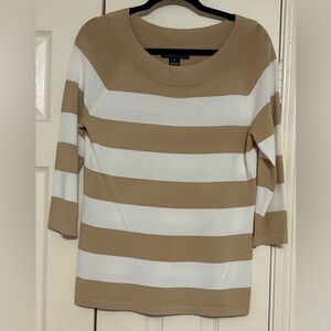 Jones New York Beige and White Sweater